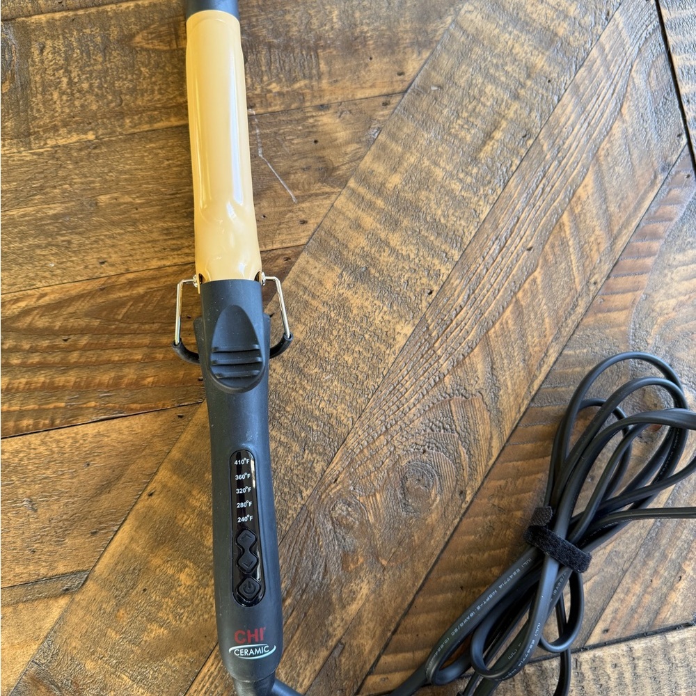 CHI Ceramic Hair Curling Iron - Black and Gold
